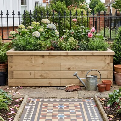 Úzký vyvýšený dřevěný záhon / 1,5 x 0,45 x 0,45m