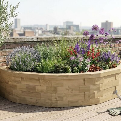 Půlkruhový vyvýšený záhon / 2,325 x 1,32 x 0,45 m