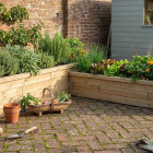 Zahradní truhlík / 3,75 x 3,75 x 0,65m