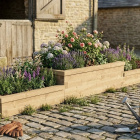 Dlouhý stupňovitý květináč / 3.75m x 0.75m x 0.45m