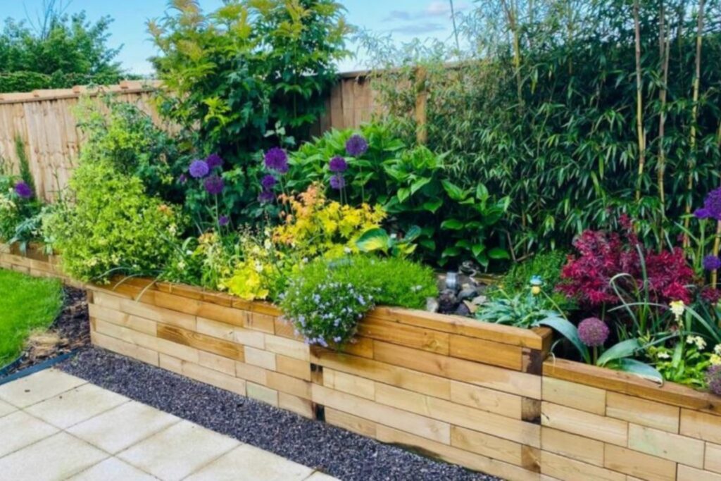 Richard's bespoke raised bed with water feature